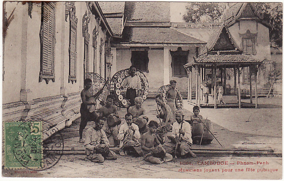 CAMBODIA - FRANCE... POST CARD SHOWING MUSICIANS..