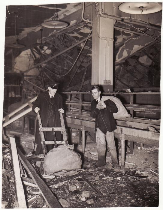 GREAT BRITAIN..WW2  OFFICIAL PRESS PHOTO of BLITZ BOMBING of POST OFFICE...